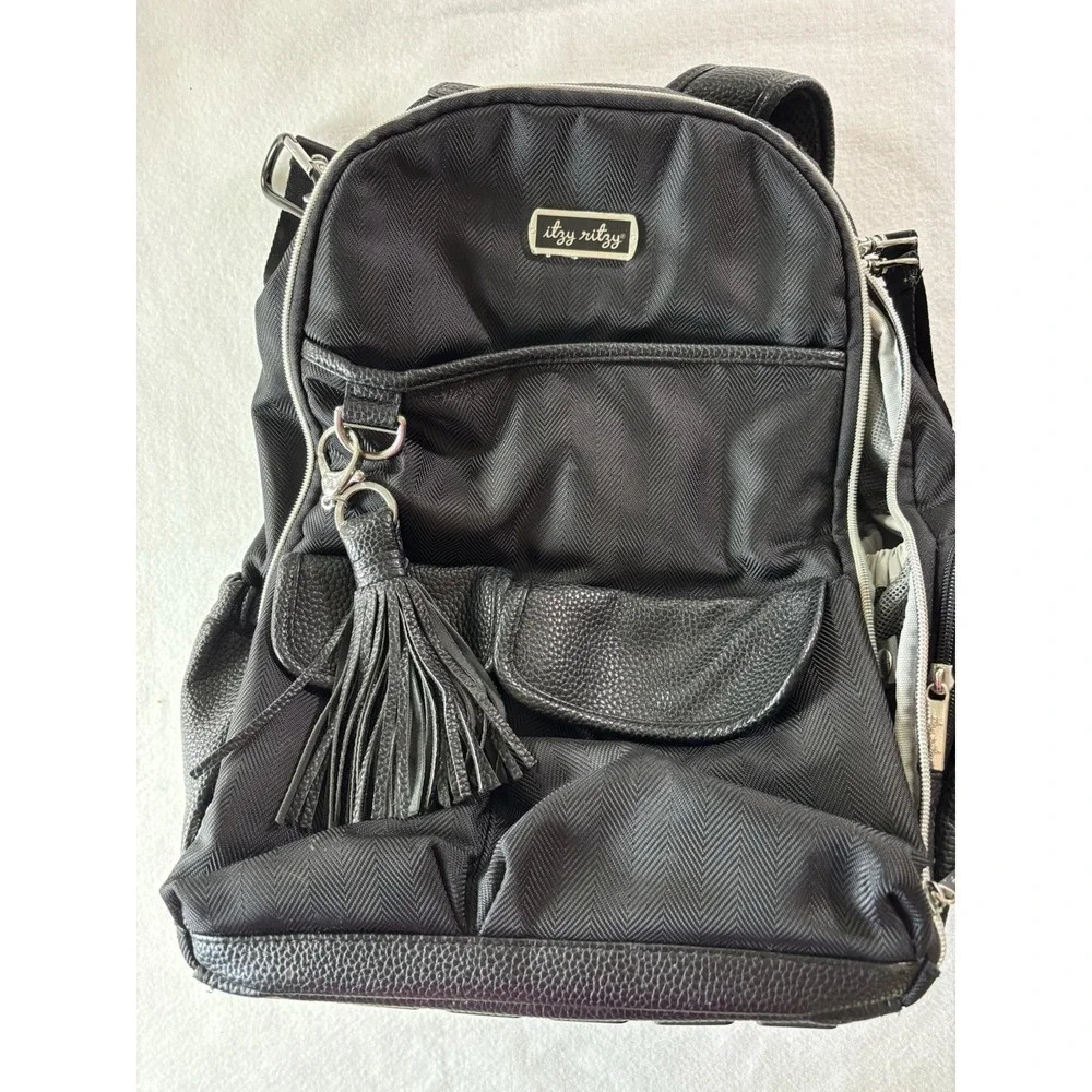 Itzy Ritzy Boss Backpack Diaper Bag Jetsetter‎ Black Vegan Leather Dust Bag